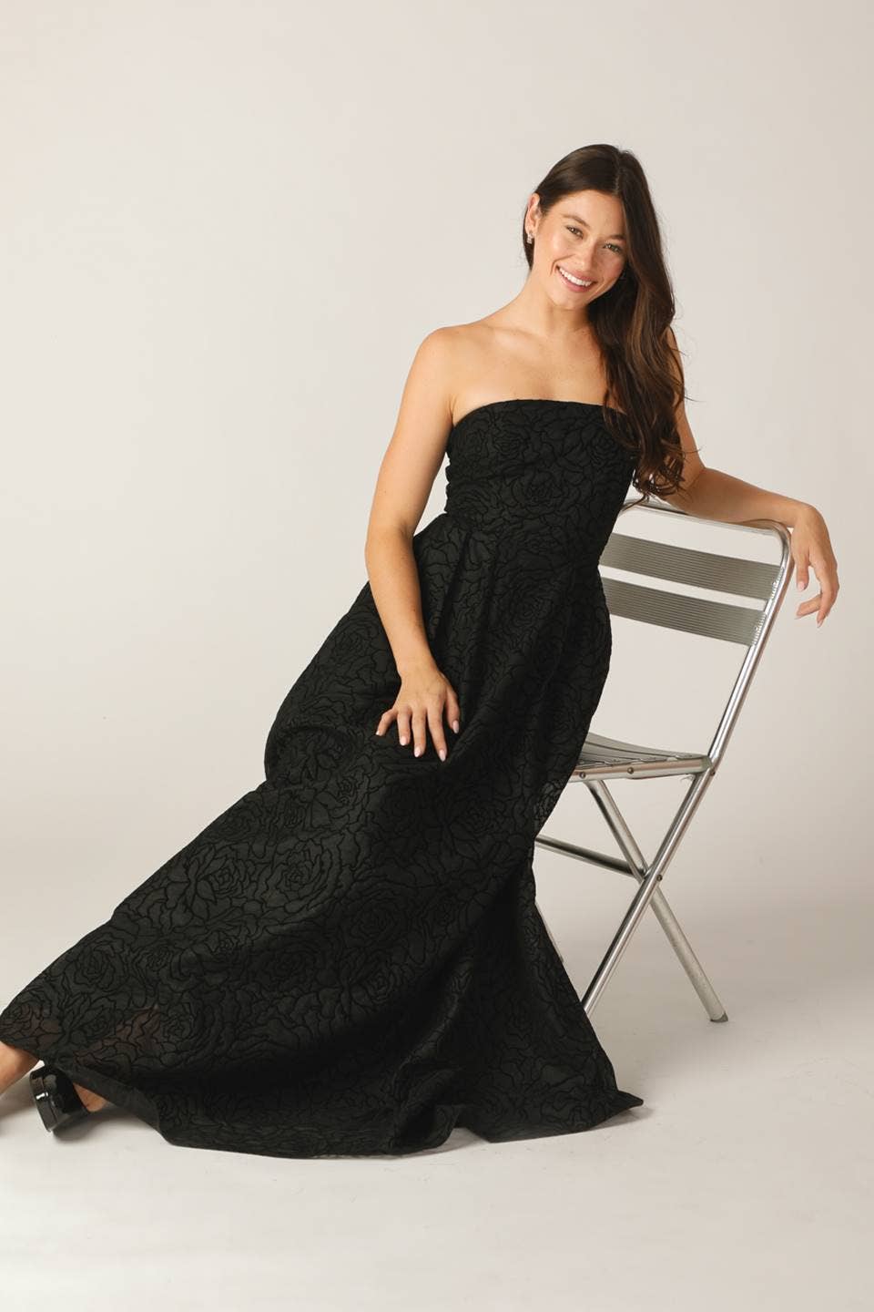 Elegant Floral Textured Midi Dress