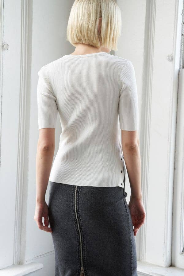 Knitted Ribbed Sweater Top